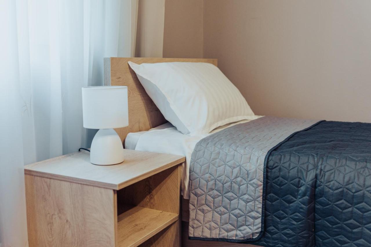 Dumalux Velvet Apartment ซูโบติกา ภายนอก รูปภาพ