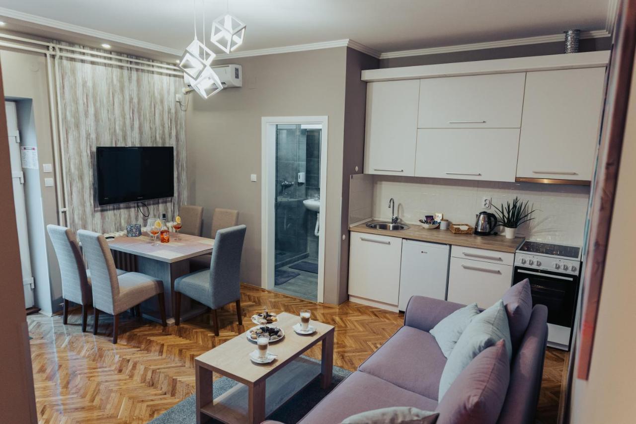 Dumalux Velvet Apartment ซูโบติกา ภายนอก รูปภาพ