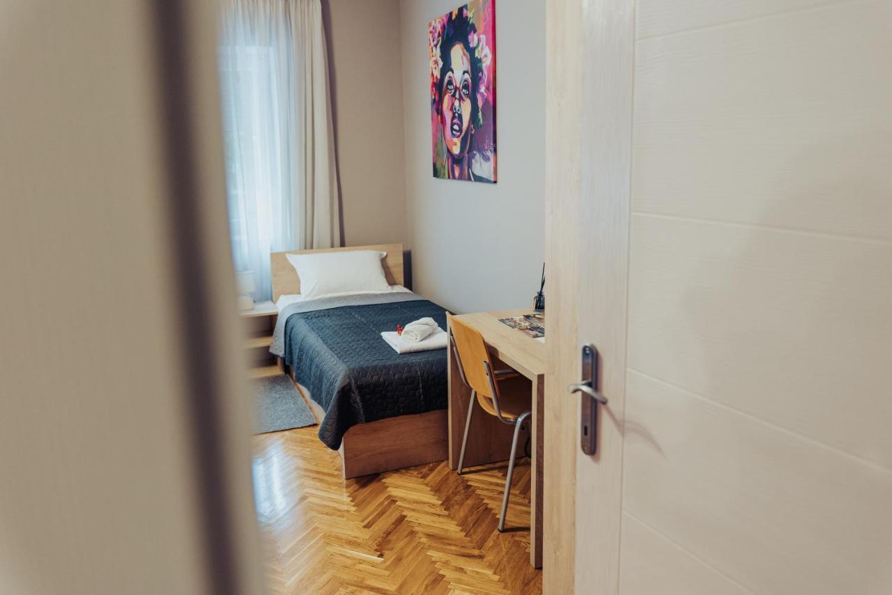 Dumalux Velvet Apartment ซูโบติกา ภายนอก รูปภาพ