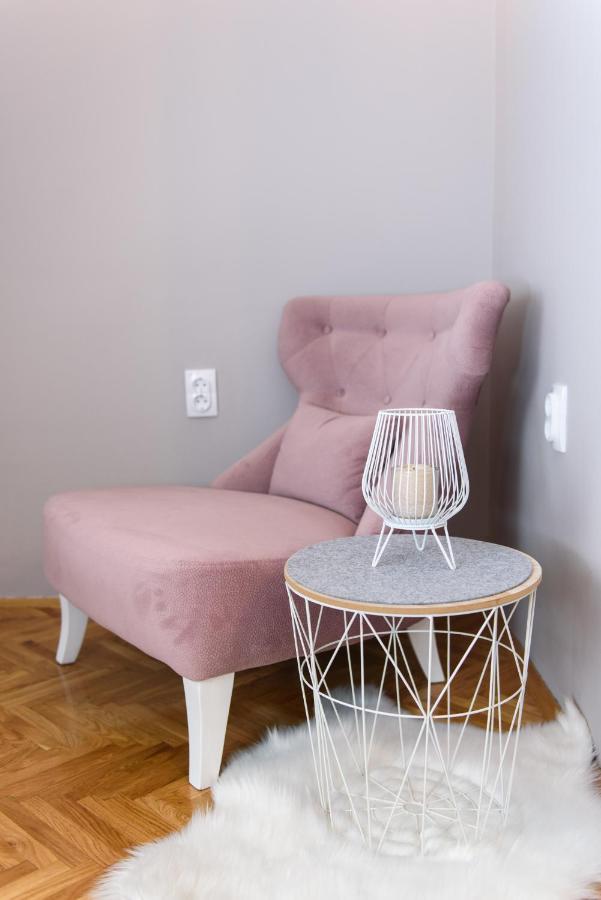 Dumalux Velvet Apartment ซูโบติกา ภายนอก รูปภาพ