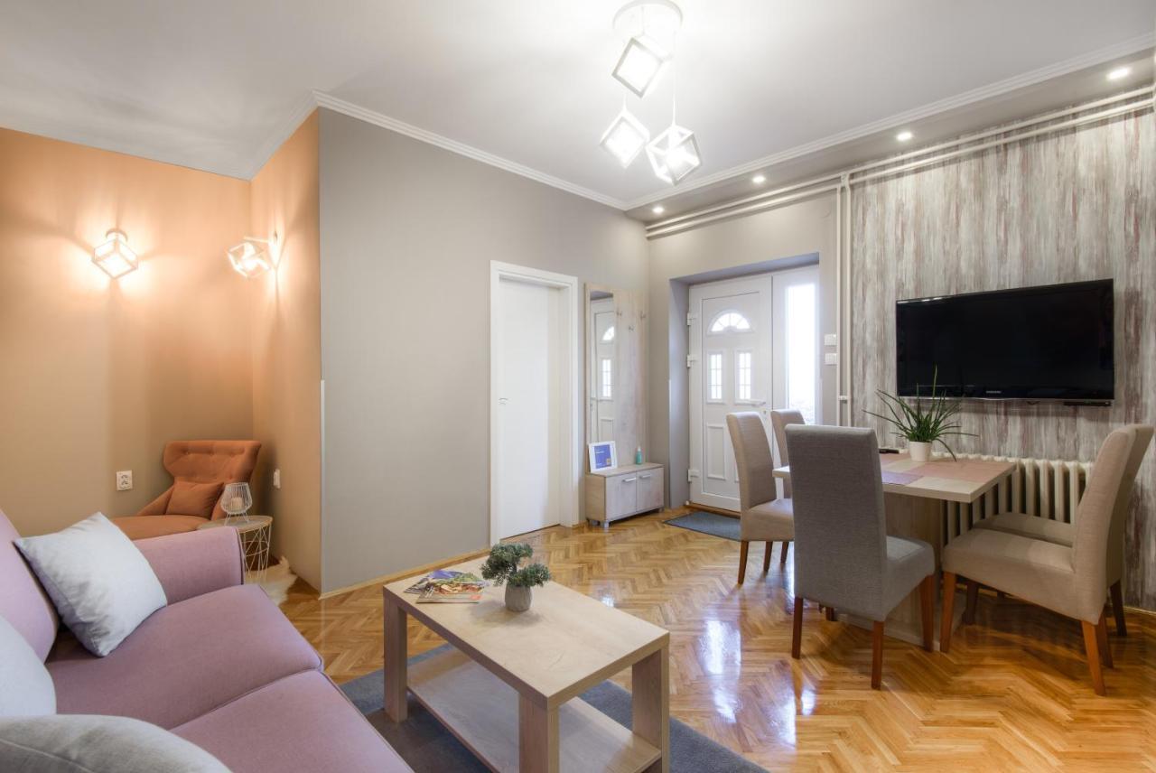 Dumalux Velvet Apartment ซูโบติกา ภายนอก รูปภาพ