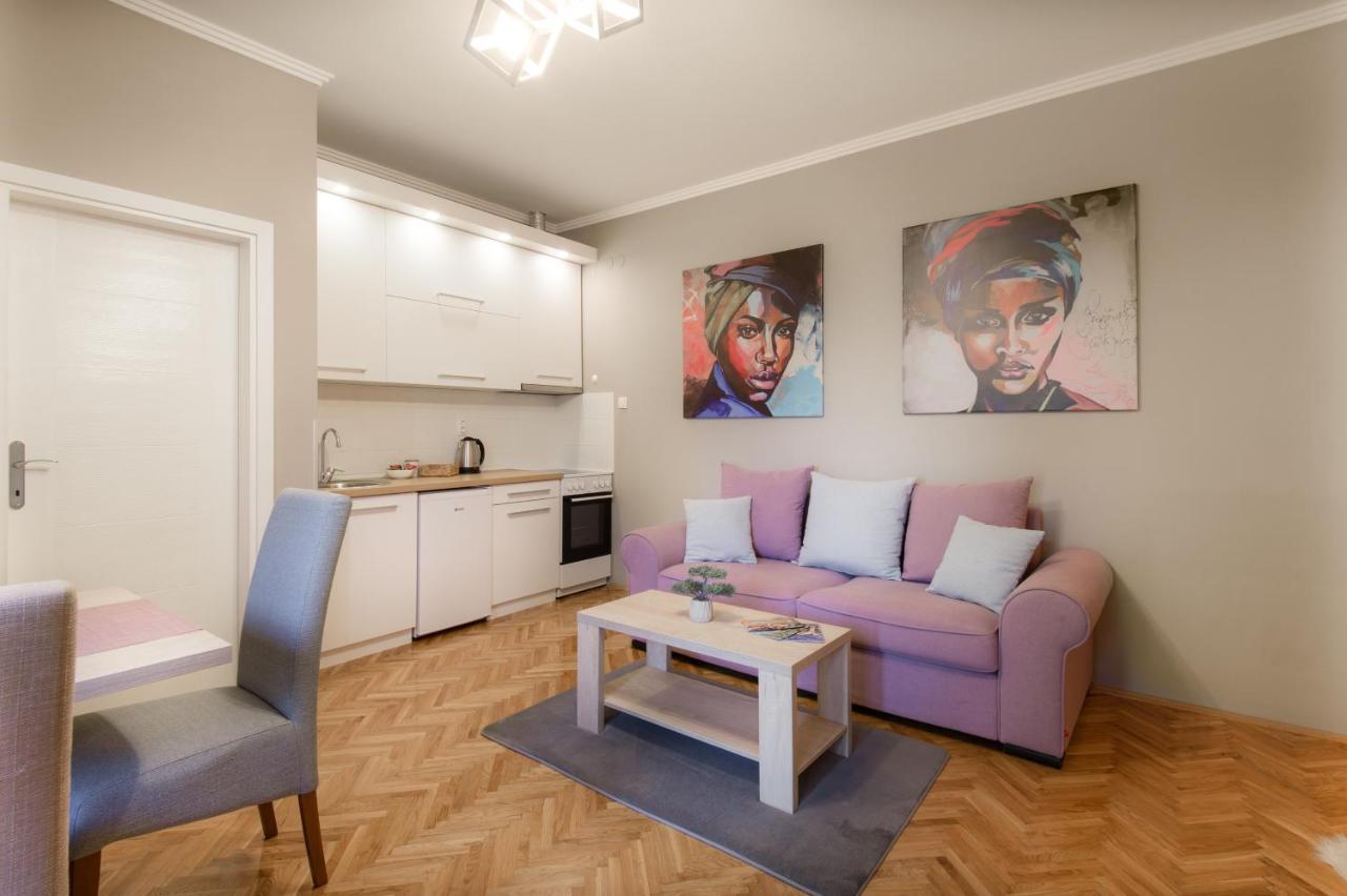 Dumalux Velvet Apartment ซูโบติกา ภายนอก รูปภาพ